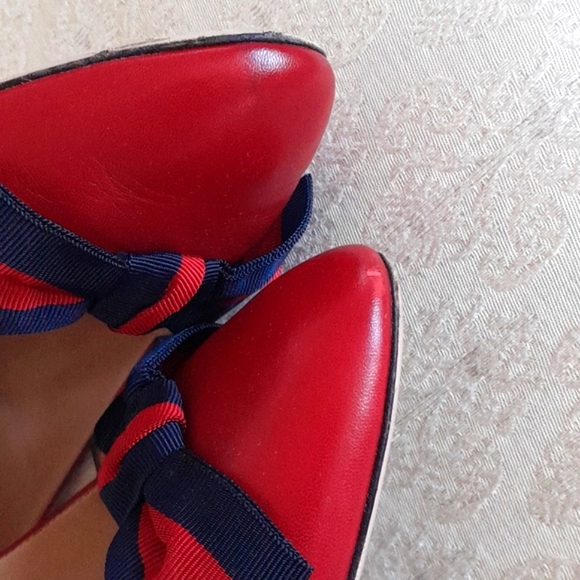 Gucci Luxury Star Adornment Shoes! - Picture 12 of 16